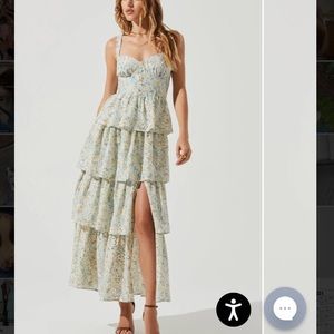ASTR The Label Midsummer Floral Tiered Maxi Dress. Size Medium.